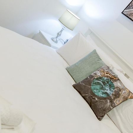 Gzira'S Seashore Stayaway Close To Manuel Island Extérieur photo