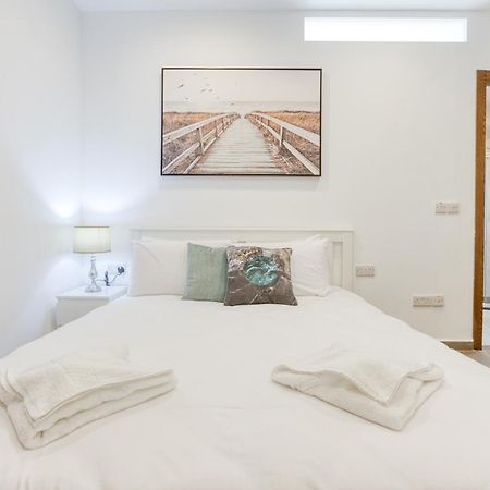 Gzira'S Seashore Stayaway Close To Manuel Island Extérieur photo