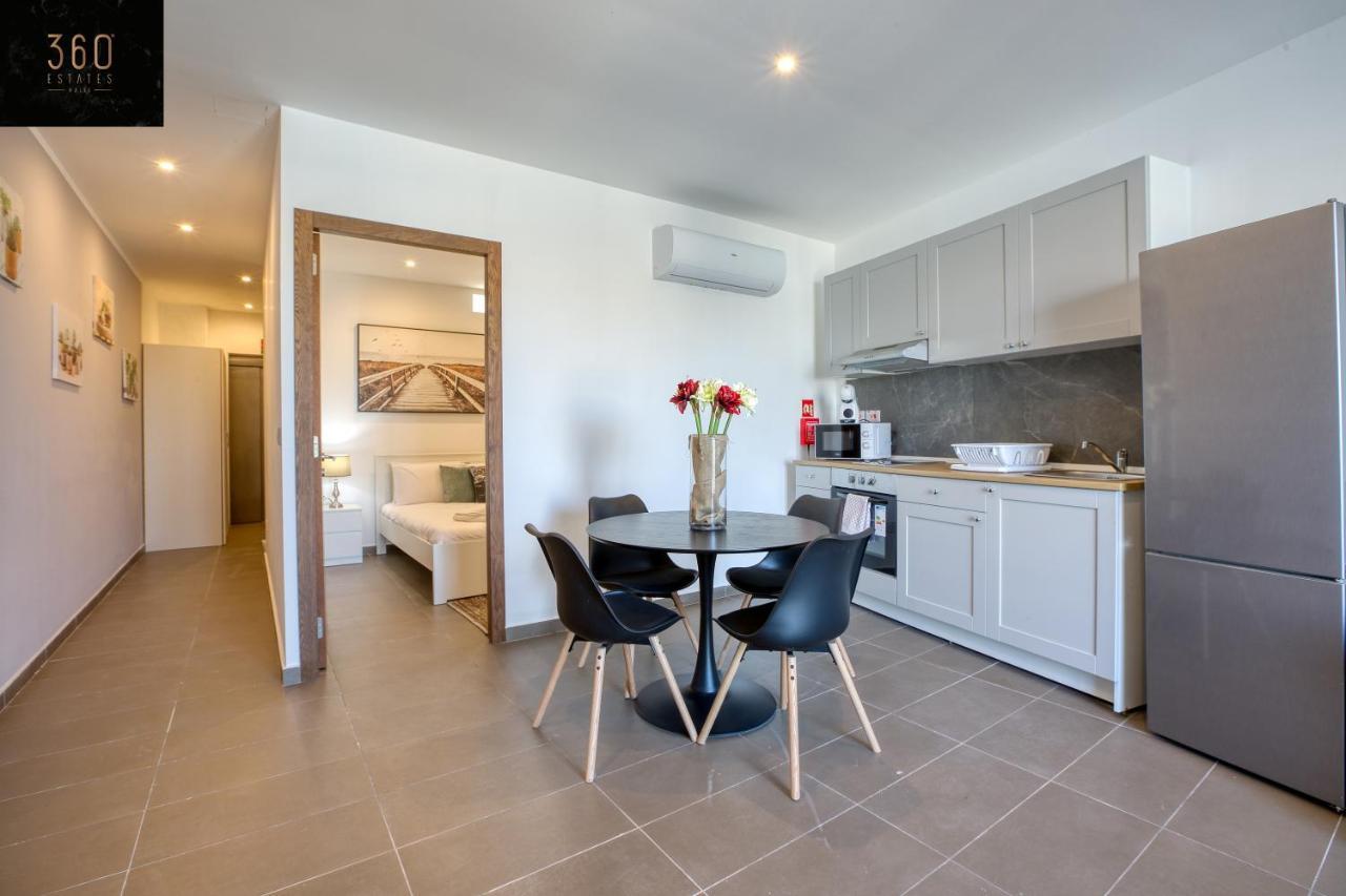 Gzira'S Seashore Stayaway Close To Manuel Island Extérieur photo